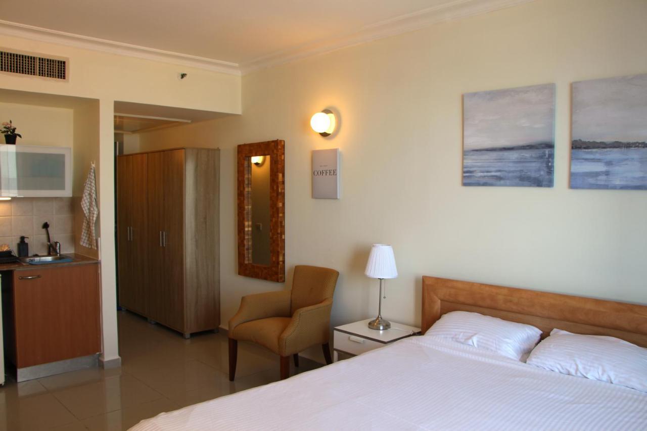Sea View Beach Apartment Haifa Exterior foto